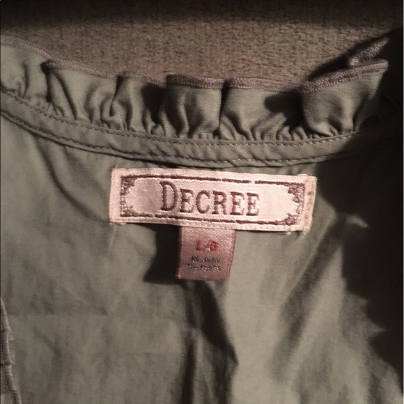 NWOT- Decree Vest - Picture 2 of 2